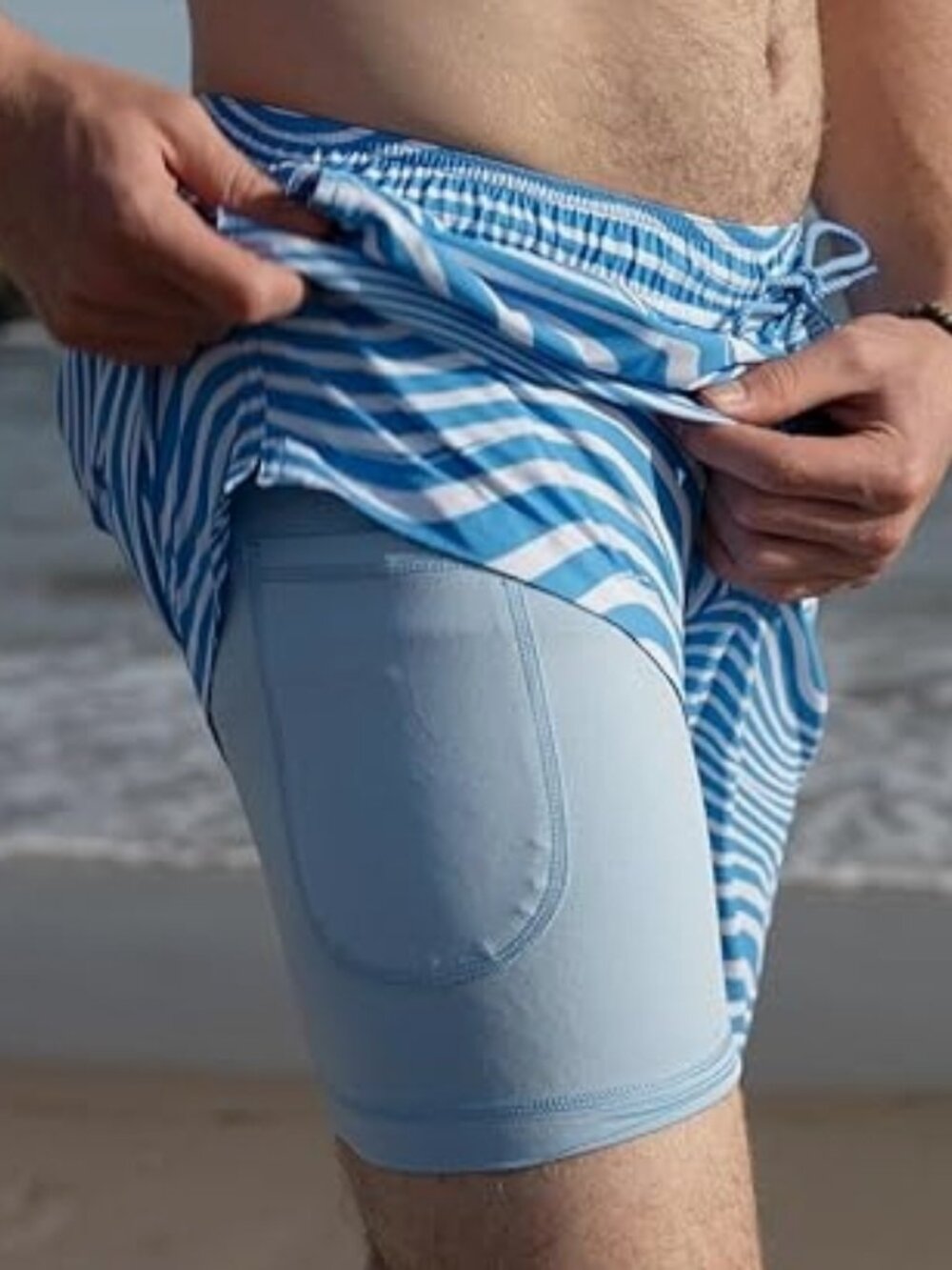 Dreamwave Men's Swim Trunks Sz Large Lite Blue & White